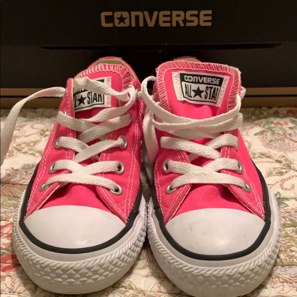 Super cute girls bright pink Converse
